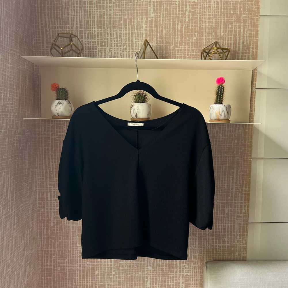 Zara Trafaluc Black Sweater